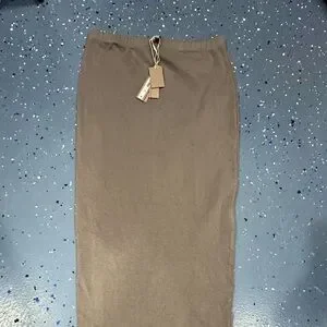 SKIMS OUTDOOR MAXI SKIRT